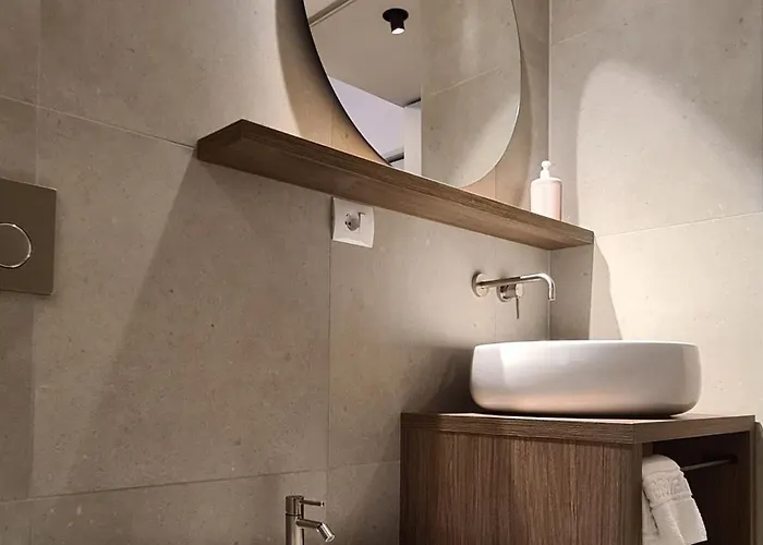 Apartamento Delago 1685 *