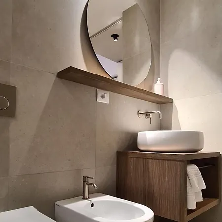 아파트 Delago 1685 *