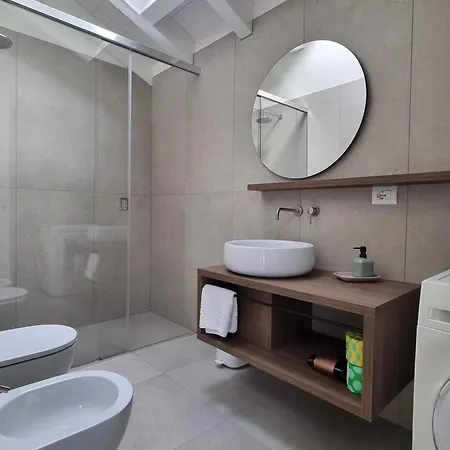 아파트 Delago 1685 *