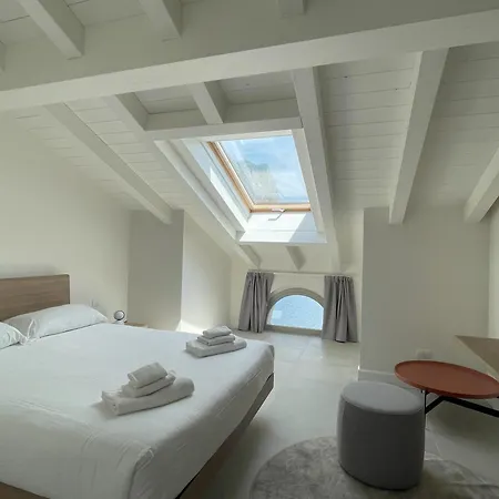 아파트 Delago 1685 *