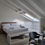 Delago 1685 Apartment *